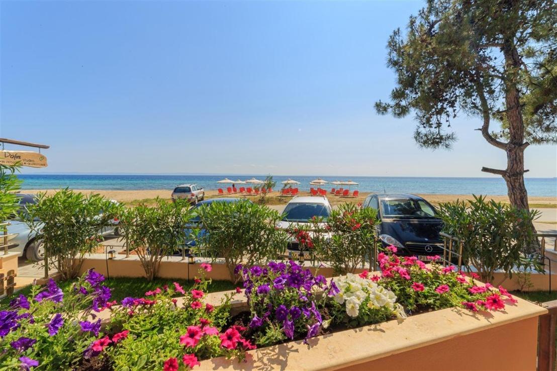 Studio Nikiti Beach Ngoại thất bức ảnh