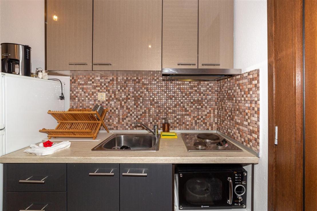 Studio Nikiti Beach Ngoại thất bức ảnh