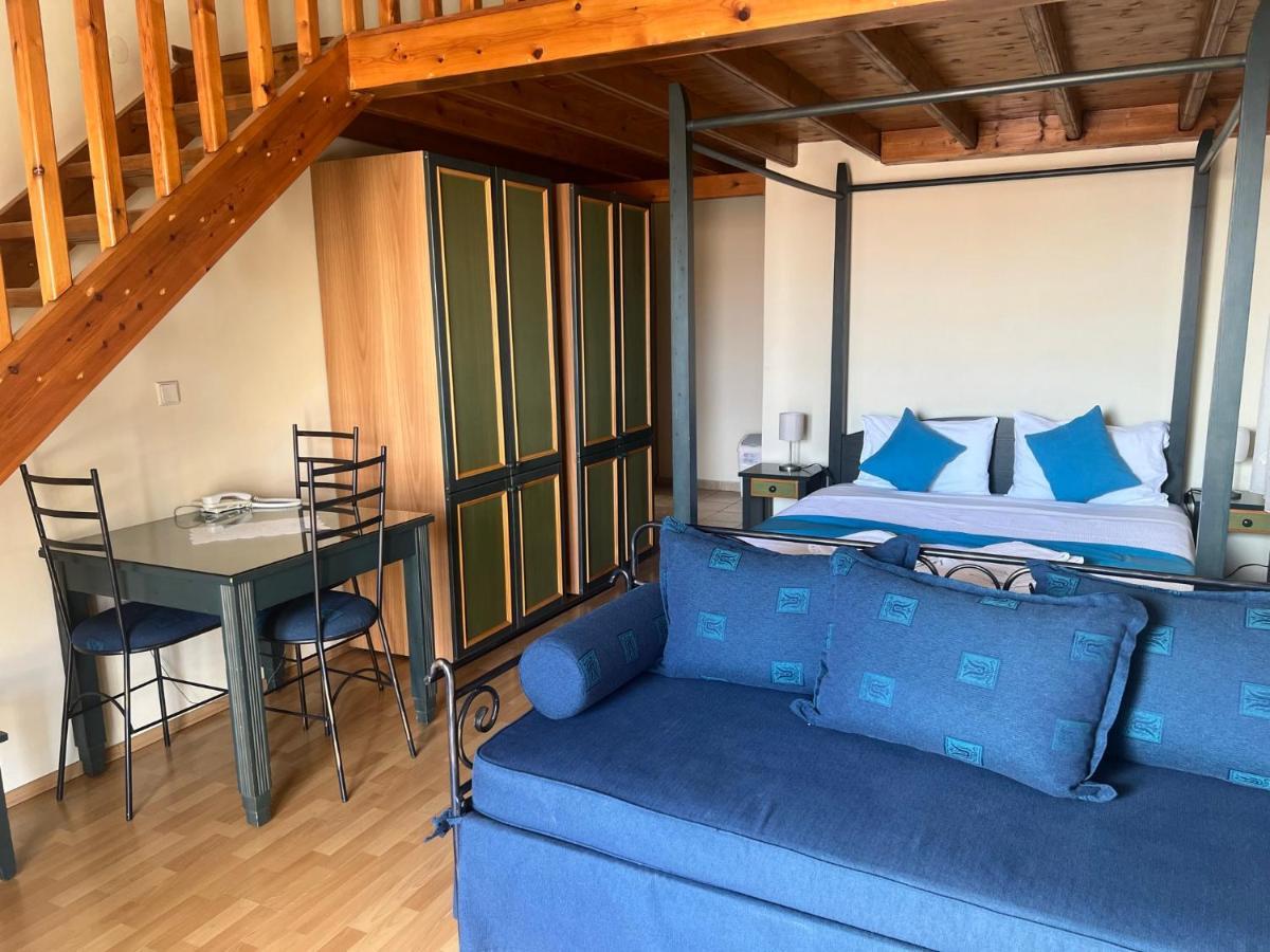 Studio Nikiti Beach Ngoại thất bức ảnh