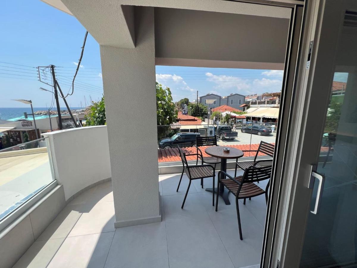 Studio Nikiti Beach Ngoại thất bức ảnh