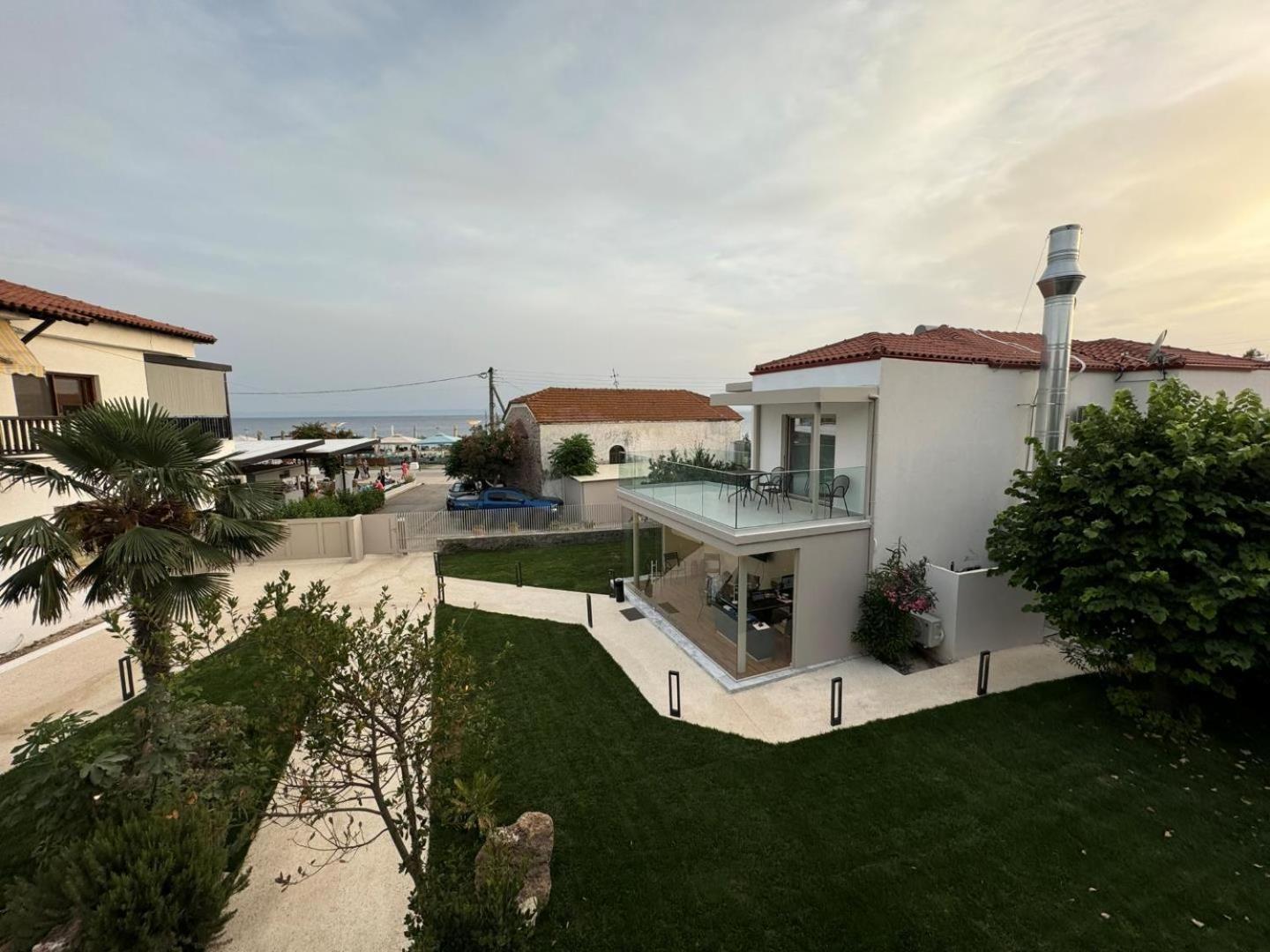 Studio Nikiti Beach Ngoại thất bức ảnh